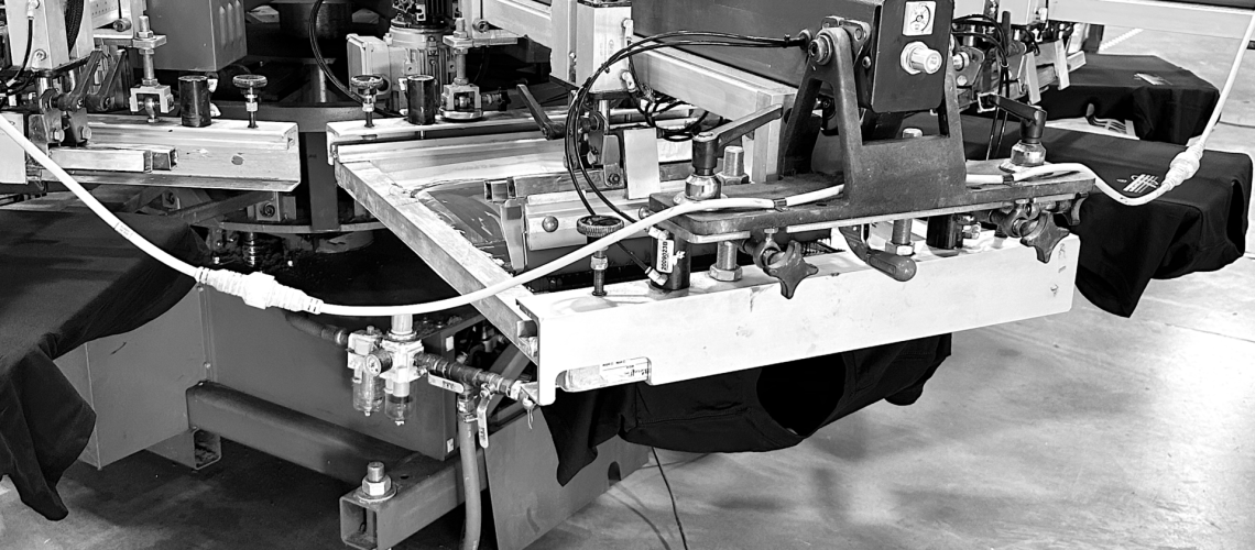 Screen print press (b&w)